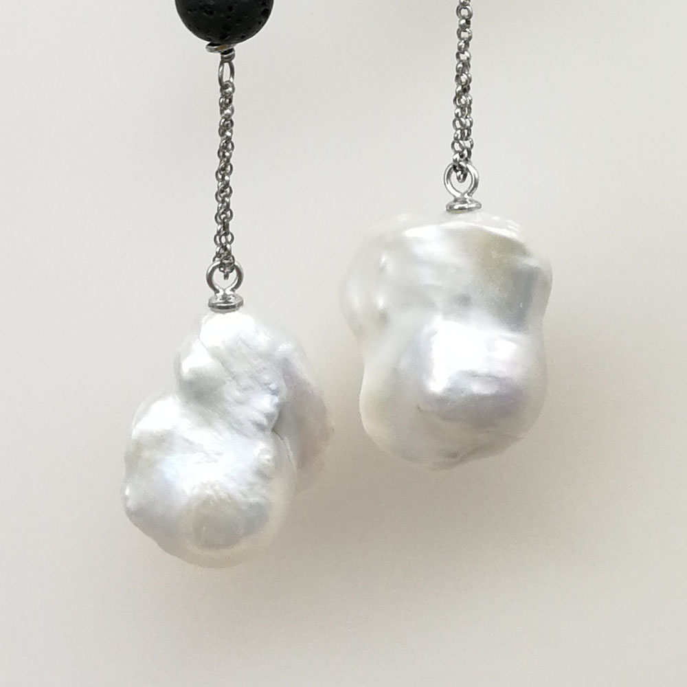 Orecchini pietra lavica e perle - 91014 Scopello